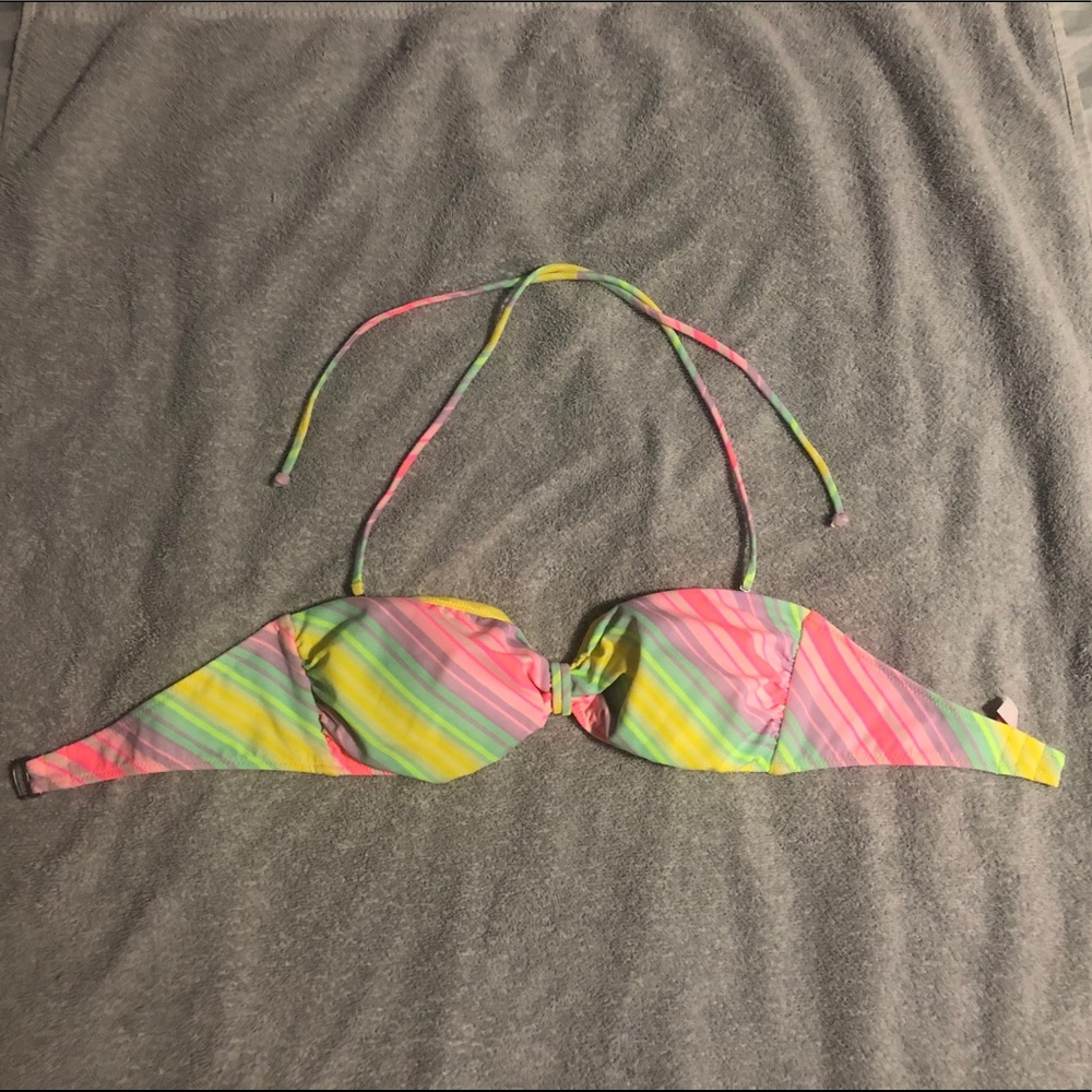 NWOT Victoria’s Secret Bandeau Bikini Top, M